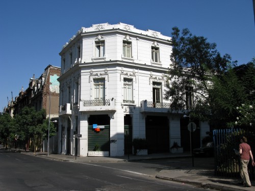 Happy House Hostel - Barrio Brasil, Santiago