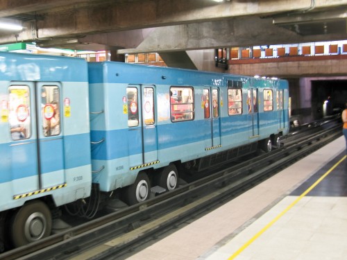 Santiago's Metro trains - run on rubber wheels!