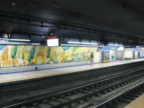 Buenos Aires Subway - painted tile walls