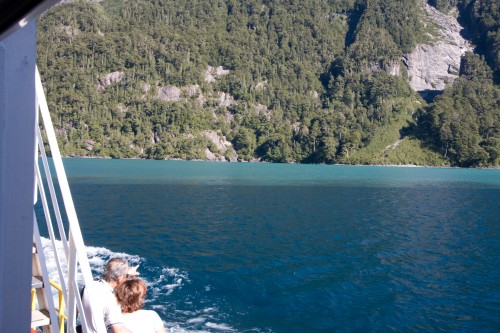 Lago Nahuel Huapi - change in water colour from Blest Creek