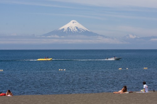 Osorno across Lago Llanquihue from Fruitillar