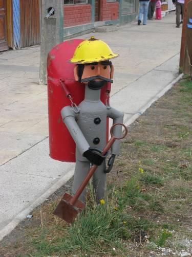 Trashcan, Puerto Natales